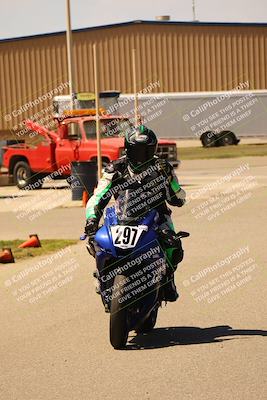 media/Jun-15-2025-Lets Ride (Sun) [[cf46f230ea]]/Around the Pits/